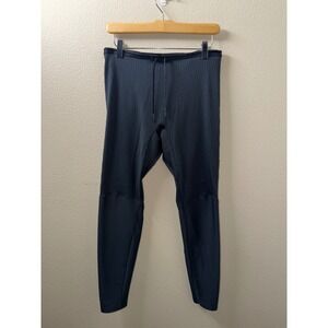 Women's Nike Leggings Size Medium